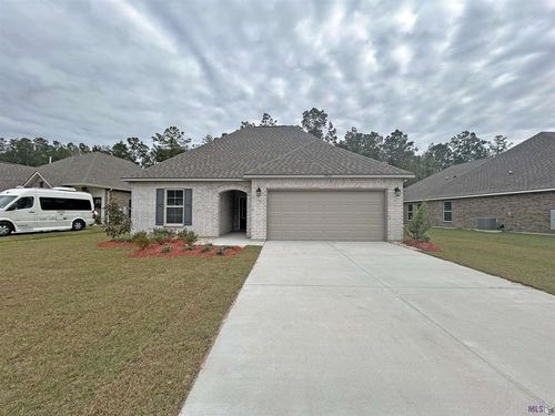 39512 White Sand, Ponchatoula, LA, 70454-4915 | Card Image