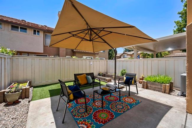 2224 Lago Ventana, Townhouse with 3 bedrooms, 3 bathrooms and 2 parking in Chula Vista CA | Image 33
