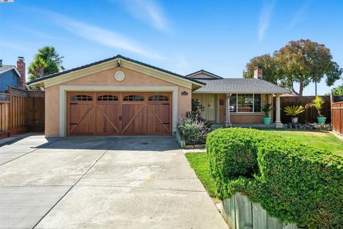 32302 Ruth Ct, Union City, CA, 94587-5022 | Card Image
