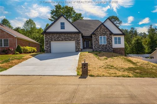 254 James Cir, Culloden, WV, 25510-7412 | Card Image