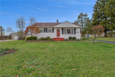 4525 N Leavitt Road Nw, House other with 3 bedrooms, 2 bathrooms and null parking in Warren OH | Image 1