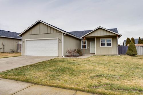 12506 W Meadow Ct, Airway Heights, WA, 99001-5007 | Card Image