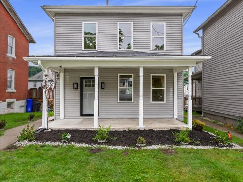 710 7th Avenue, New Brighton, PA, 15066 | Card Image