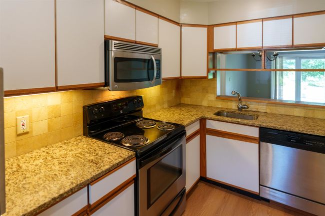 UNIT-1D - 40 Heather Dr, Condo with 3 bedrooms, 3 bathrooms and null parking in White River Junction VT | Image 18