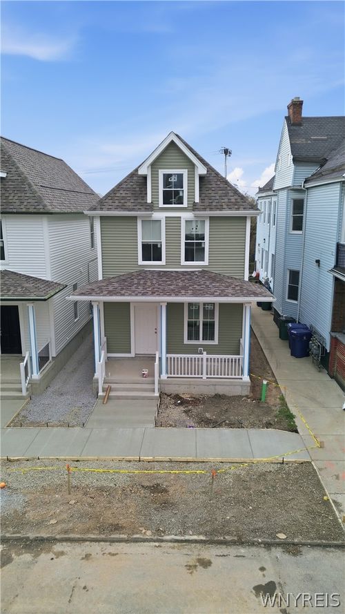 262 Whitney Pl, Buffalo, NY, 14201-1910 | Card Image