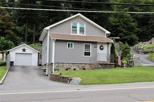 5834 Albany Post Rd, Cortlandt Mnr, NY, 10567-7346 | Card Image