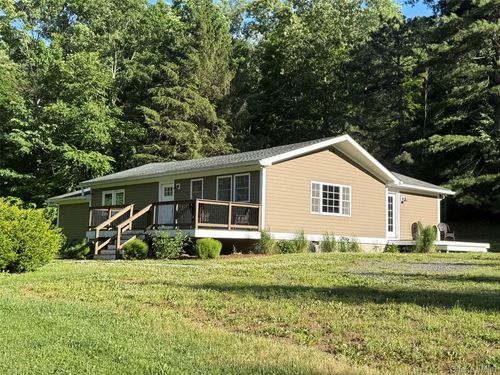 463 Doodletown Rd, Ancram, NY, 12502-5317 | Card Image