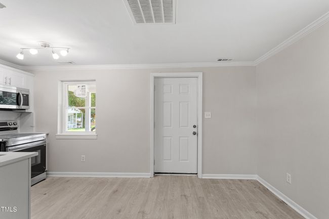 2705 Crest St Apt 3 [2353388]_13 | Image 5
