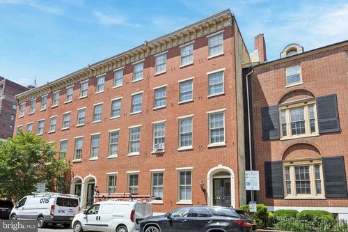 r-238 S 8th St, PHILADELPHIA, PA, 19107-5729 | Card Image