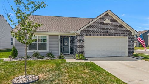 5018 Willow Rd, Clayton, OH, 45315-6512 | Card Image