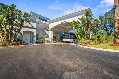 208-8303 Palm Pkwy, ORLANDO, FL, 32836-6438 | Card Image