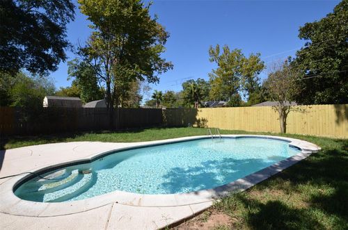 9254 Opelika St, Houston, TX, 77080-1536 | Card Image