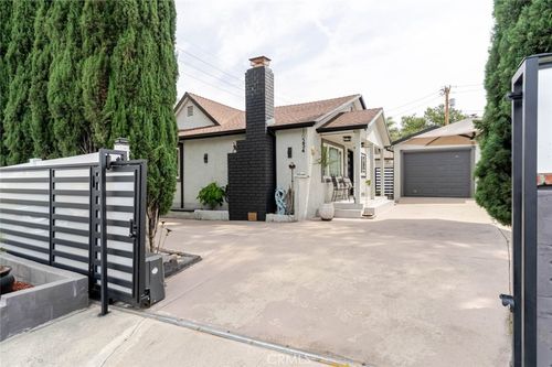 10254 Floralita Ave, Sunland, CA, 91040-1814 | Card Image