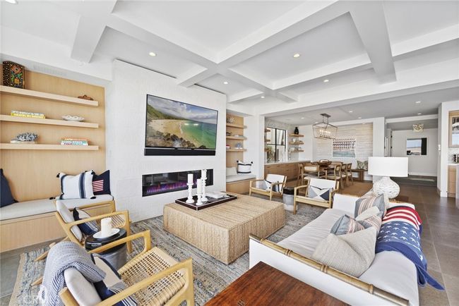 2148 E Oceanfront, House other with 5 bedrooms, 5 bathrooms and 3 parking in Newport Beach CA | Image 16