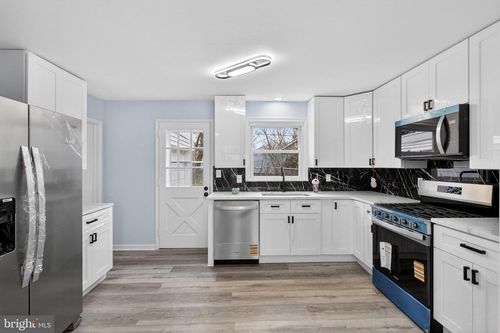 249 Pinehurst Rd, WILMINGTON, DE, 19803-3125 | Card Image