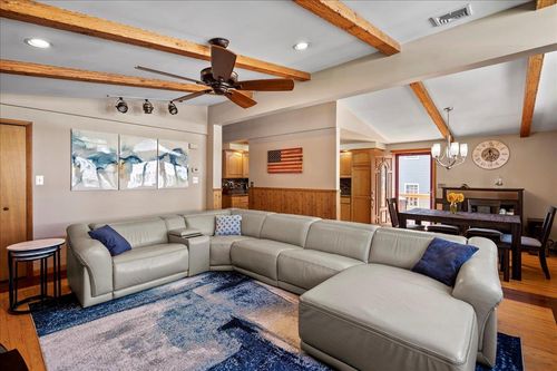 190 1st St, Buchanan, NY, 10511-1104 | Card Image