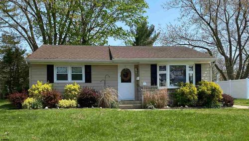 15 Princeton Rd, Somers Point, NJ, 08244-1418 | Card Image