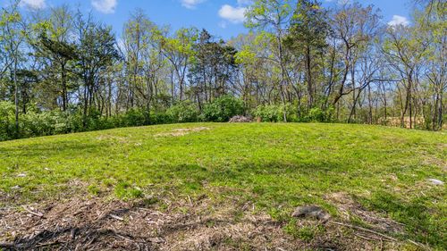 8377 Collins Rd, Nashville, TN, 37221-3904 | Card Image