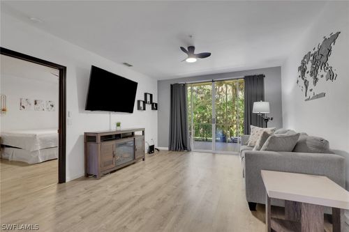 104-14801 Park Lake Dr, FORT MYERS, FL, 33919-2175 | Card Image