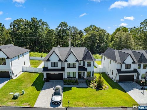 4 Wedgehill Lane, Montvale, NJ, 07645 | Card Image