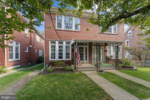 1042 Delaware Ave, Fountain Hill, PA, 18015-2509 | Card Image