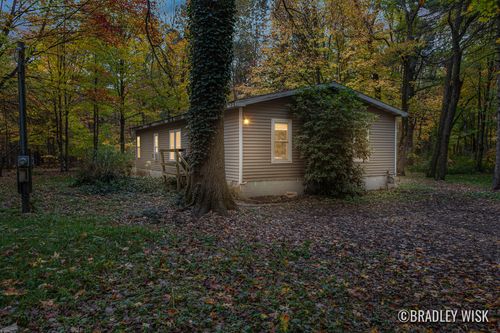 13271 Stanton St, West Olive, MI, 49460-9681 | Card Image