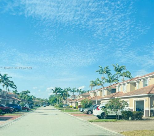 9620 Roundstone Cir, FORT MYERS, FL, 33967-5155 | Card Image