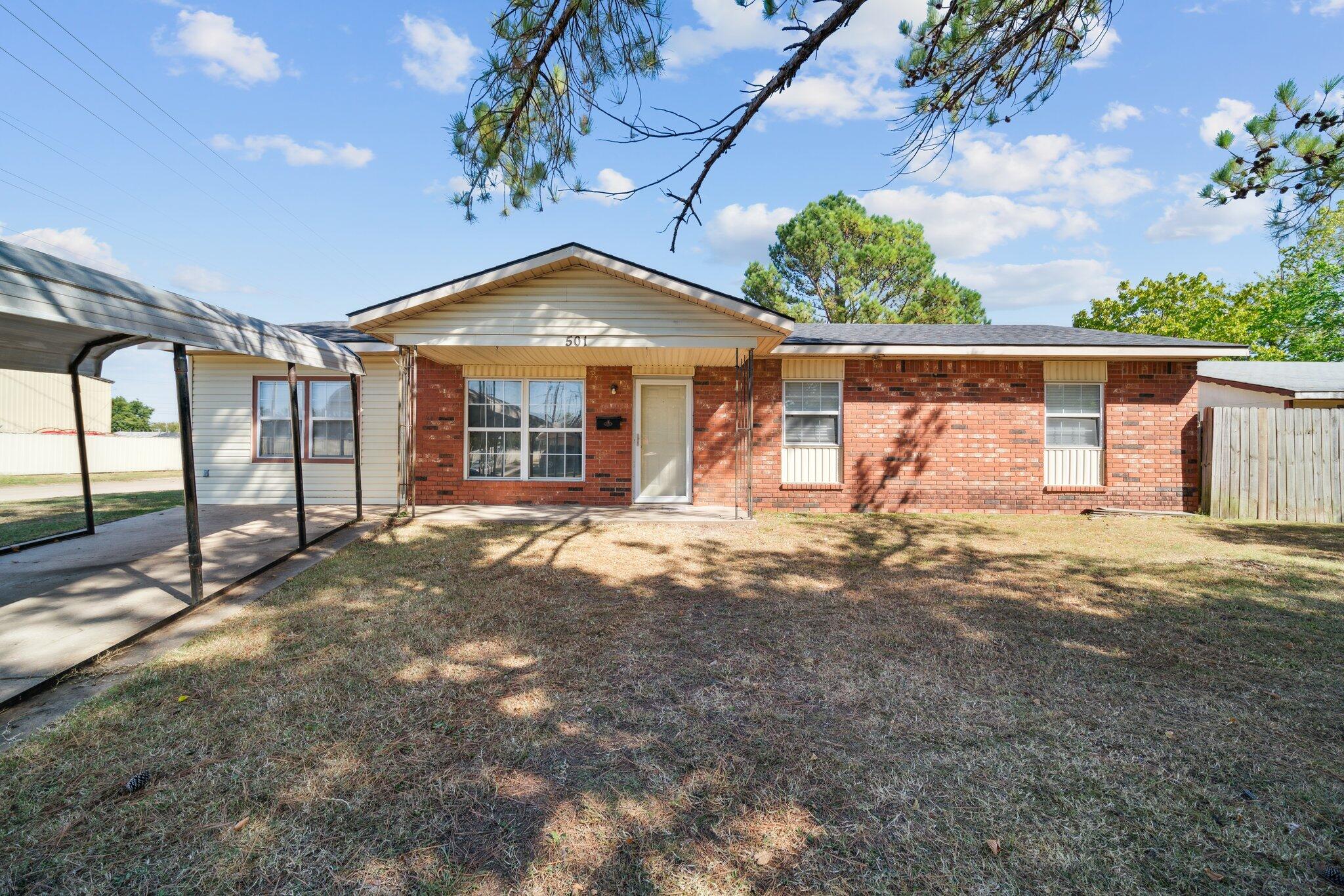 E St, Miami, OK 74354