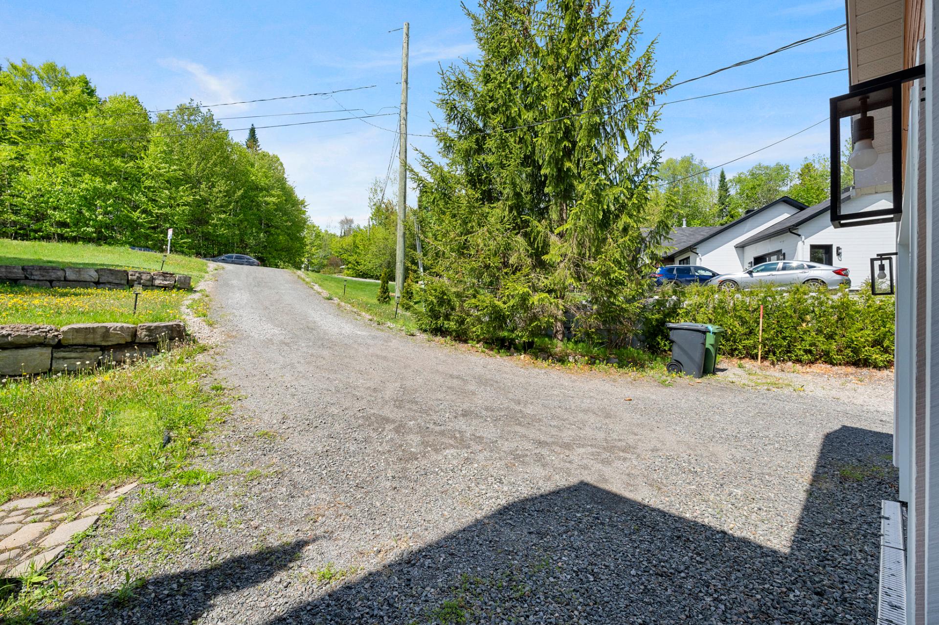 Residential in Saint-Sauveur 4