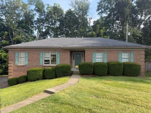 1112 Pepperhill Cir, Lexington, KY, 40502-3802 | Card Image