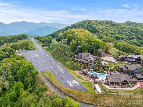 f-101-81 Creekside Dr, Burnsville, NC, 28714-5724 | Card Image
