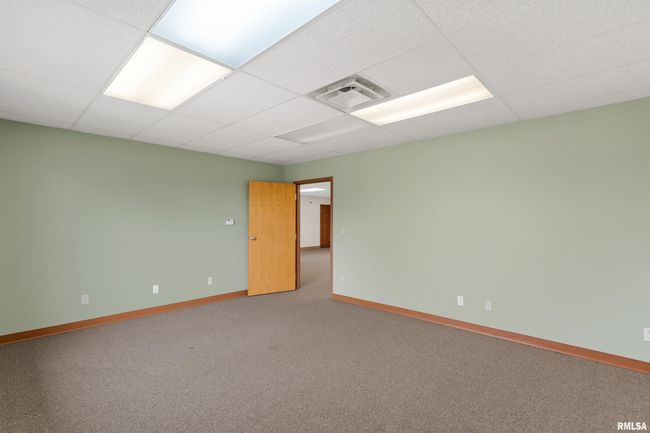 2440 Tech Dr, Home with 0 bedrooms, 0 bathrooms and null parking in Bettendorf IA | Image 14