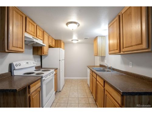 1262 Sable Blvd, Aurora, CO, 80011-6833 | Card Image