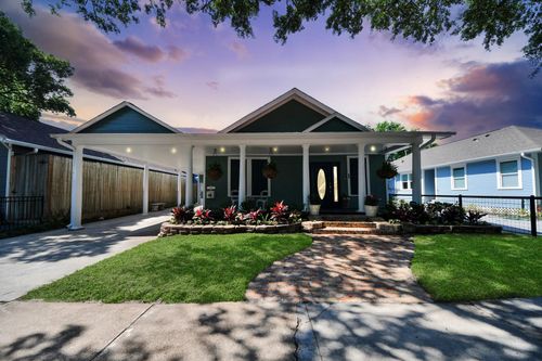 1114 W Cottage St, Houston, TX, 77009-5208 | Card Image