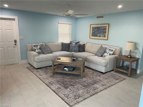 apt-f1-1155 Sandpiper St, NAPLES, FL, 34102-0543 | Card Image