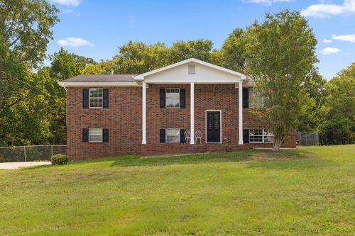 713 Lee Dr, Ringgold, GA, 30736-5545 | Card Image