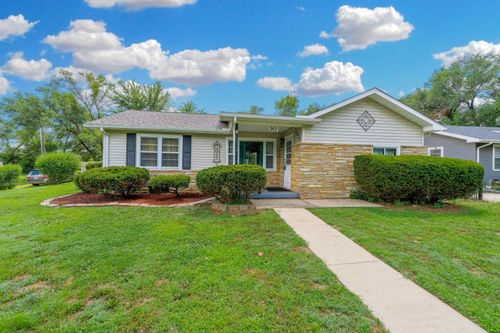 901 W 4th St, Haysville, KS, 67060-1501 | Card Image