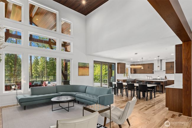501 Maple Leaf Loop, House other with 4 bedrooms, 5 bathrooms and 2 parking in Cle Elum WA | Image 10