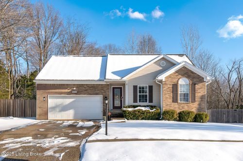 11115 Brook Bend Ct, Louisville, KY, 40229 | Card Image