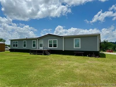 202 E Second Street, House other with 5 bedrooms, 2 bathrooms and null parking in Henryetta OK | Image 2