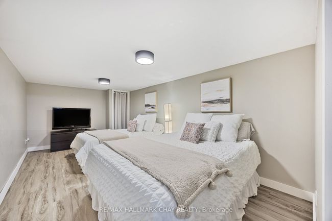 7913 Main St, House other with 3 bedrooms, 2 bathrooms and 4 parking in Adjala Tosorontio ON | Image 23