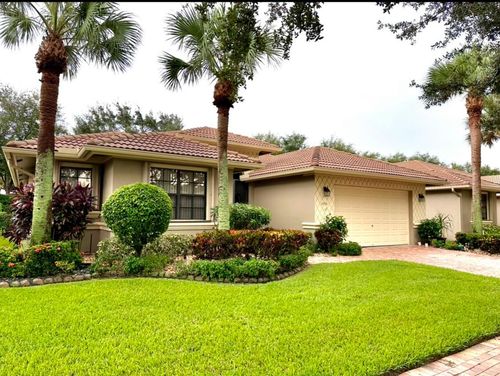 8041 Via Grande, Boynton Beach, FL, 33437-7522 | Card Image