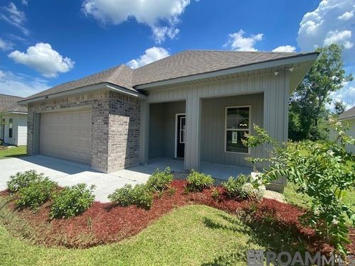 40065 Trace Ave, Prairieville, LA, 70769-5594 | Card Image