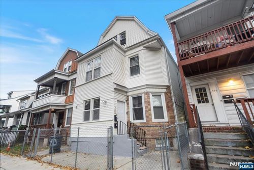 552 Norwood St, East Orange, NJ, 07018-1082 | Card Image