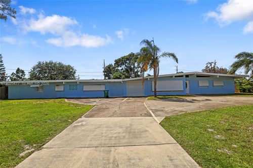 310 Olive Ave, Port St. Lucie, FL, 34952-1354 | Card Image