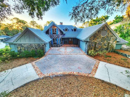 3522 Shoreline Cir, PALM HARBOR, FL, 34684-1743 | Card Image