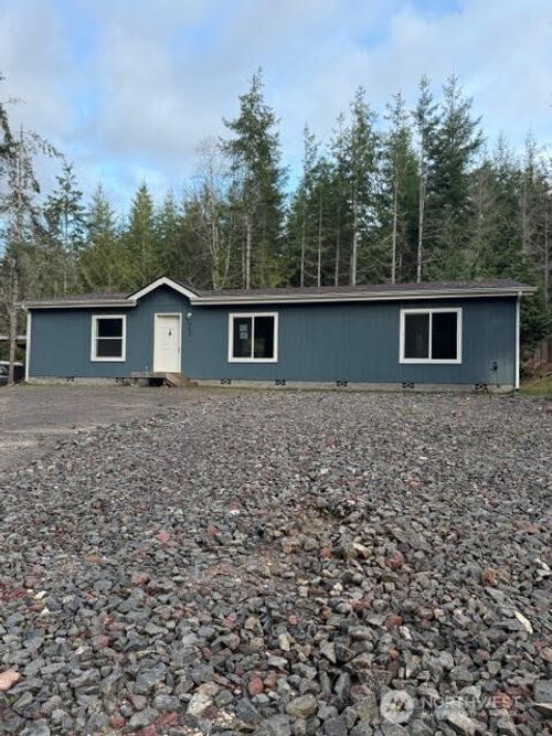 150 E Willapa Rd, Shelton, WA, 98584-7911 | Card Image