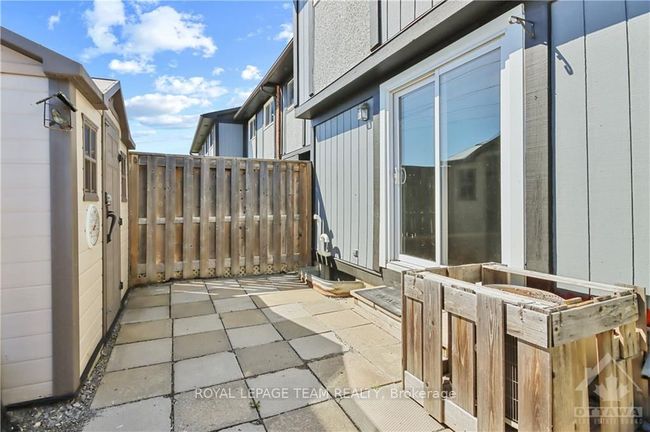 B - 426 Moodie Dr, Condo with 3 bedrooms, 2 bathrooms and 1 parking in Nepean ON | Image 28