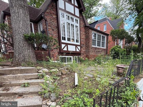 8613 Cedar St, SILVER SPRING, MD, 20910-4324 | Card Image