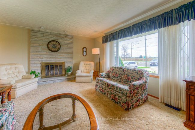 77 Huron Rd, House other with 3 bedrooms, 1 bathrooms and 6 parking in Sebringville ON | Image 6